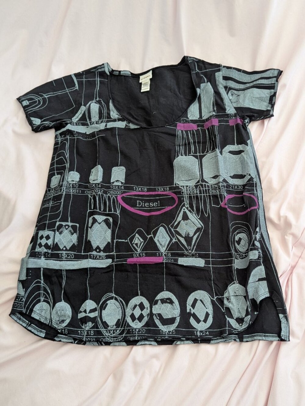 NWOT Diesel Black Grey Graphic Gem Tee S